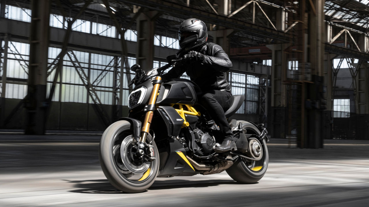 Ducati Diavel 1260 S Black and Steel 2021