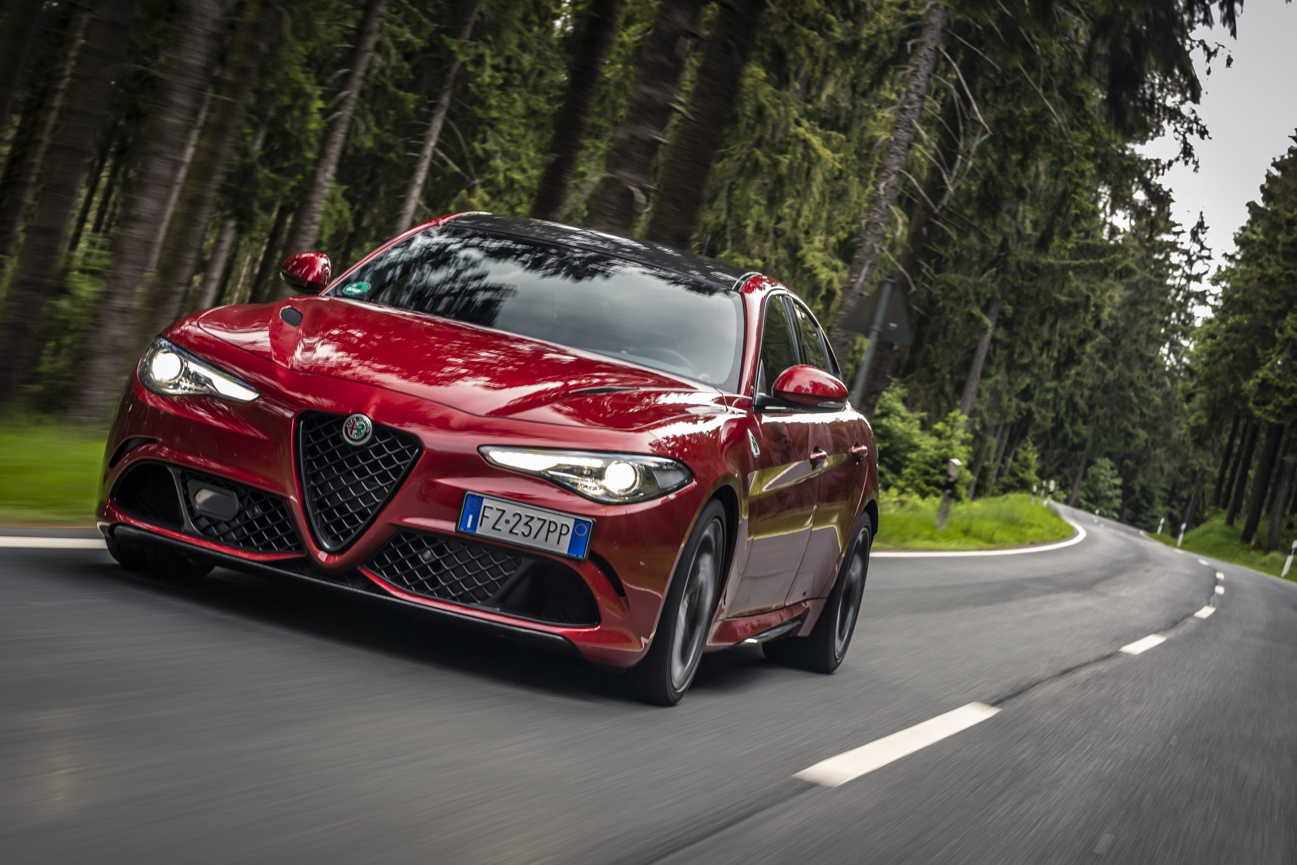 Alfa Romeo Giulia Quadrifoglio βραβείο Autocar 2022