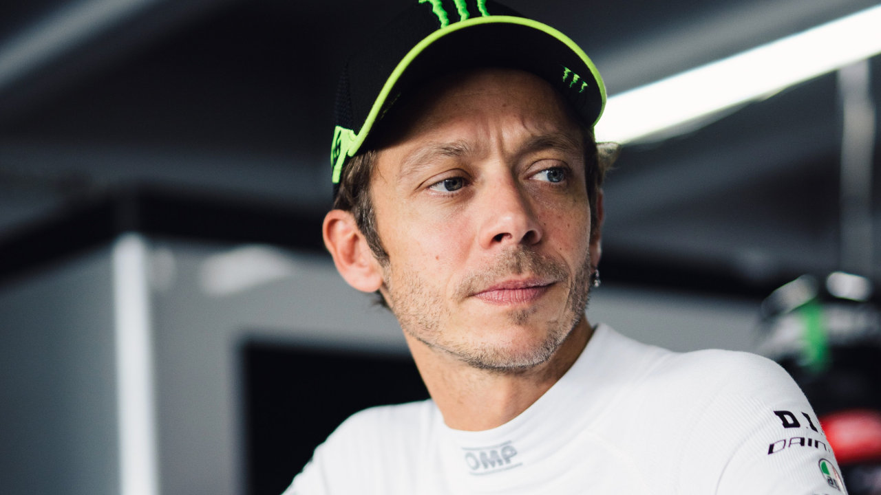 Valentino Rossi αγώνες αυτοκινήτου 2022