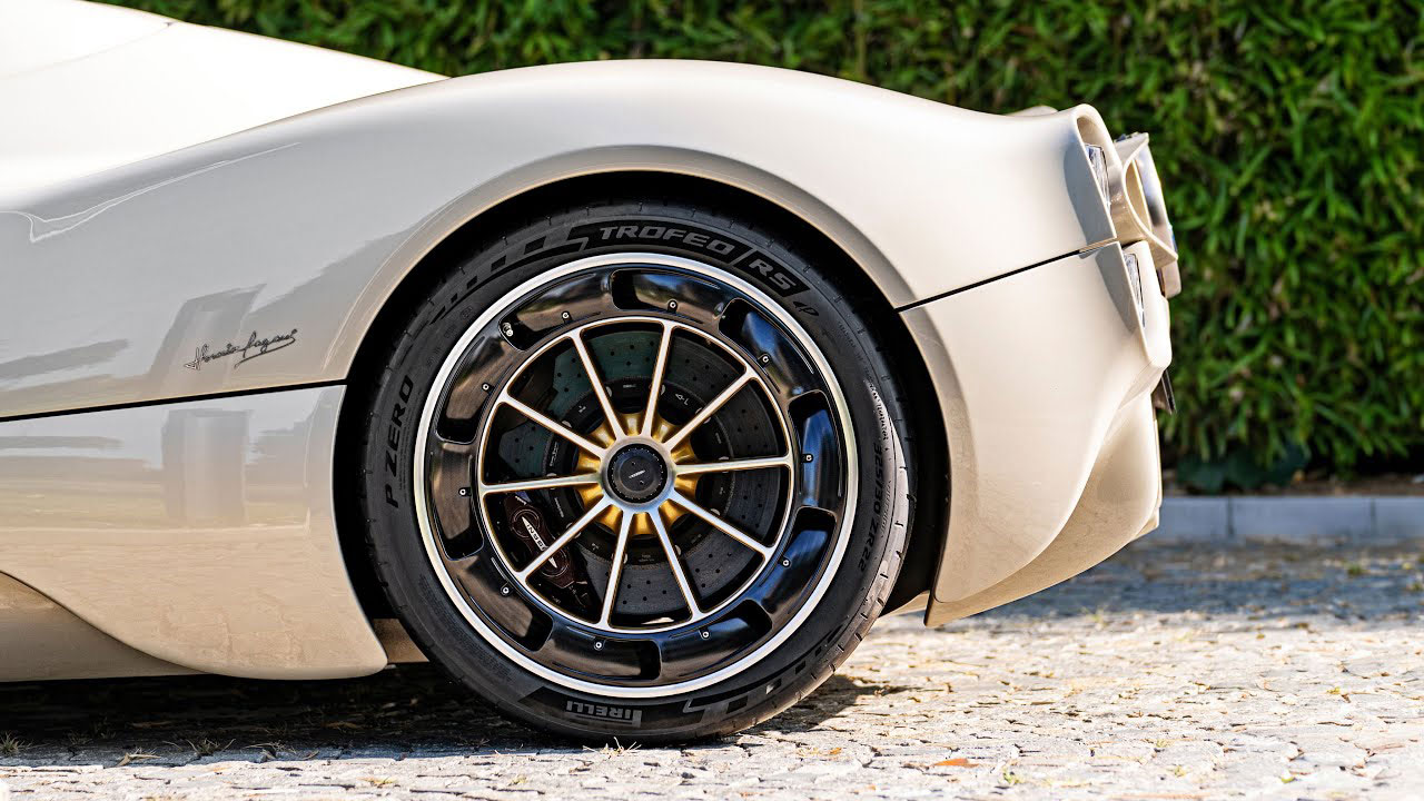 Pagani Utopia