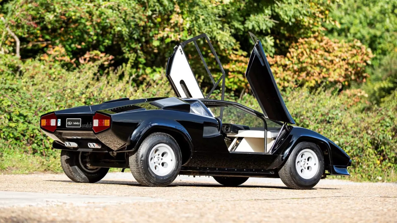 Lamborghini Cuntach Juinor Agostini Auto δημοπρασία