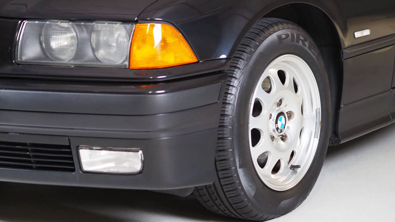 BMW 320