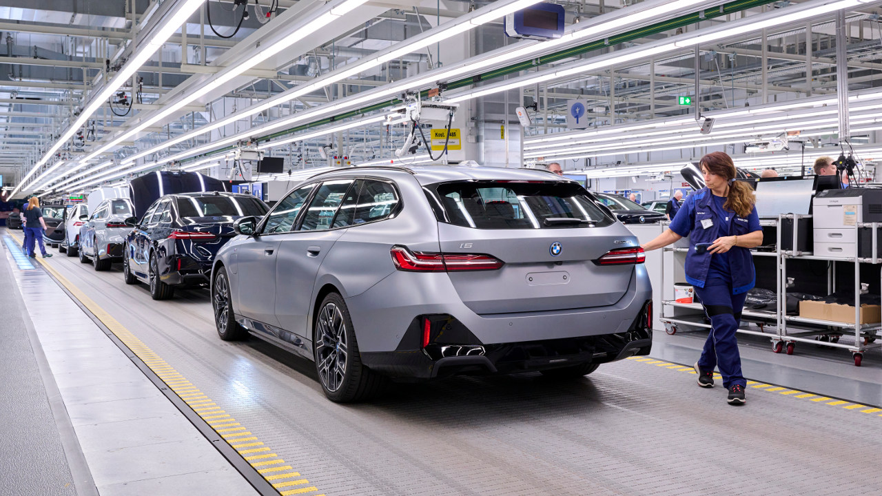 BMW i5 Touring 2024 έναρξη παραγωγής