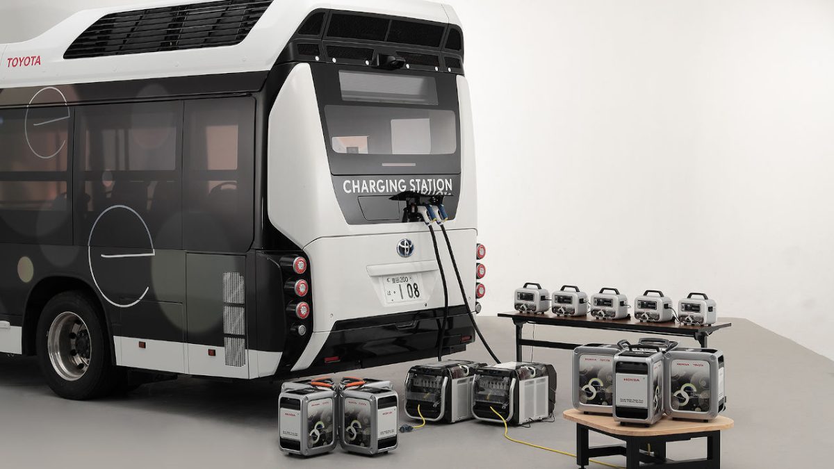 2020-toyota-honda-charghing-station