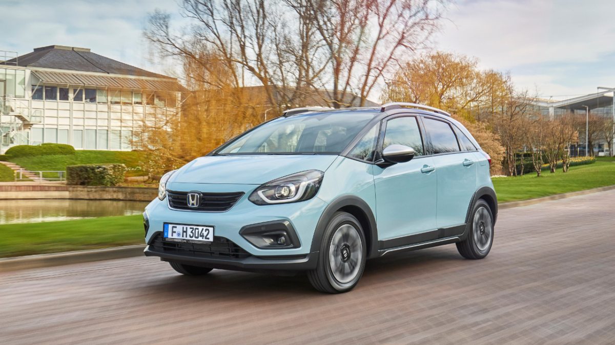 Honda Jazz με νέο αερόσακο οδηγού συνοδηγού