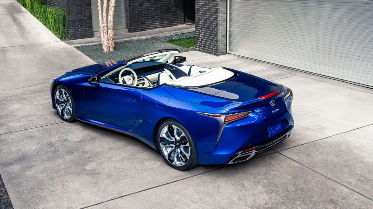 2021-lexus-lc-convertible-regatta-edition-3