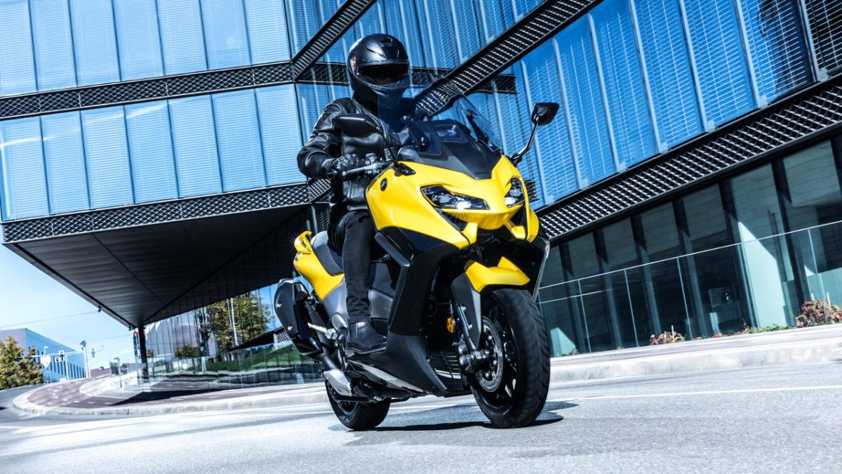 Yamaha TMAX 2022 νέο