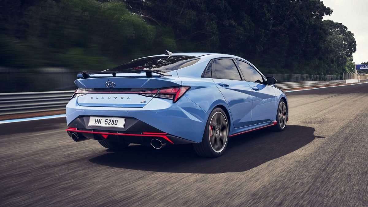 2022-hyundai-elantra-n-exterior-view