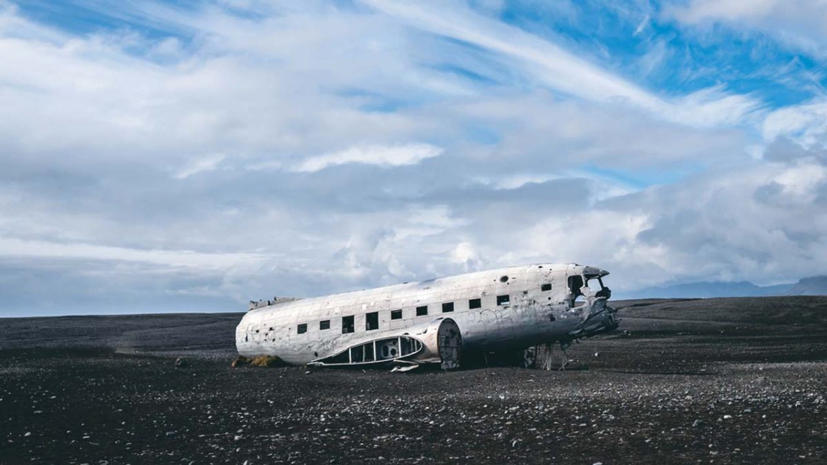 8.Planewreck1