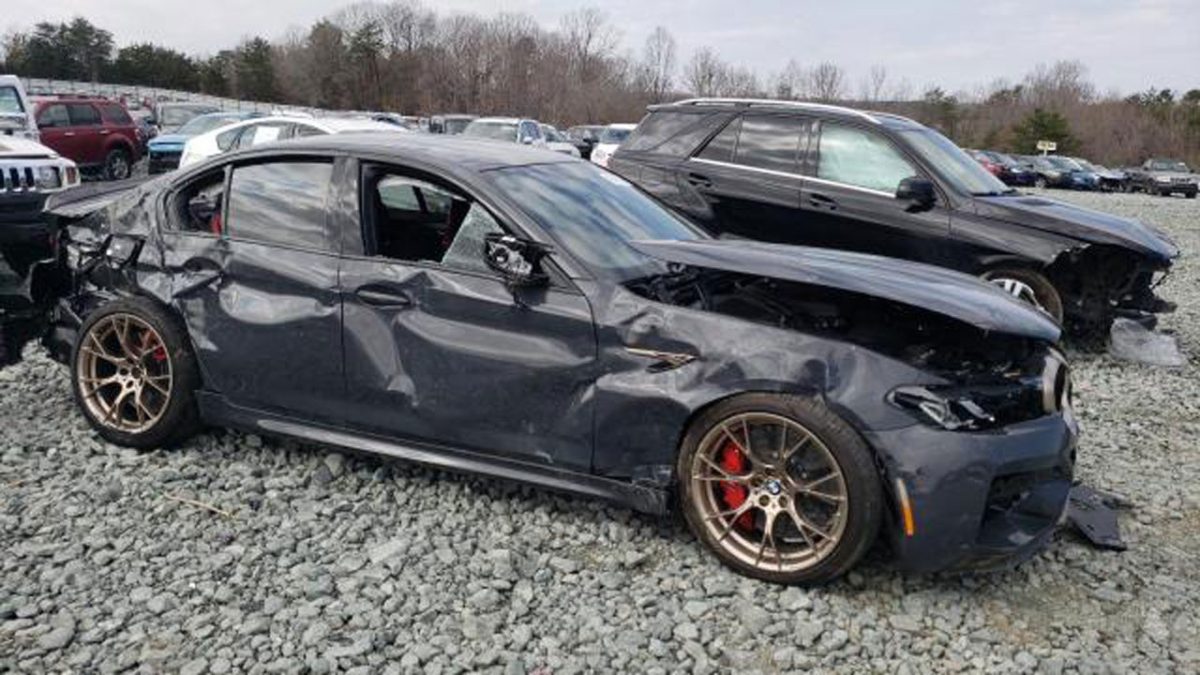 BMW M5 CS