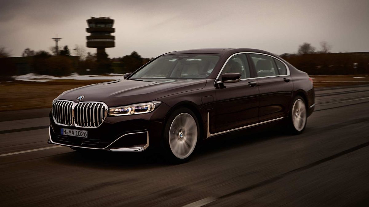 BMW_745e_4