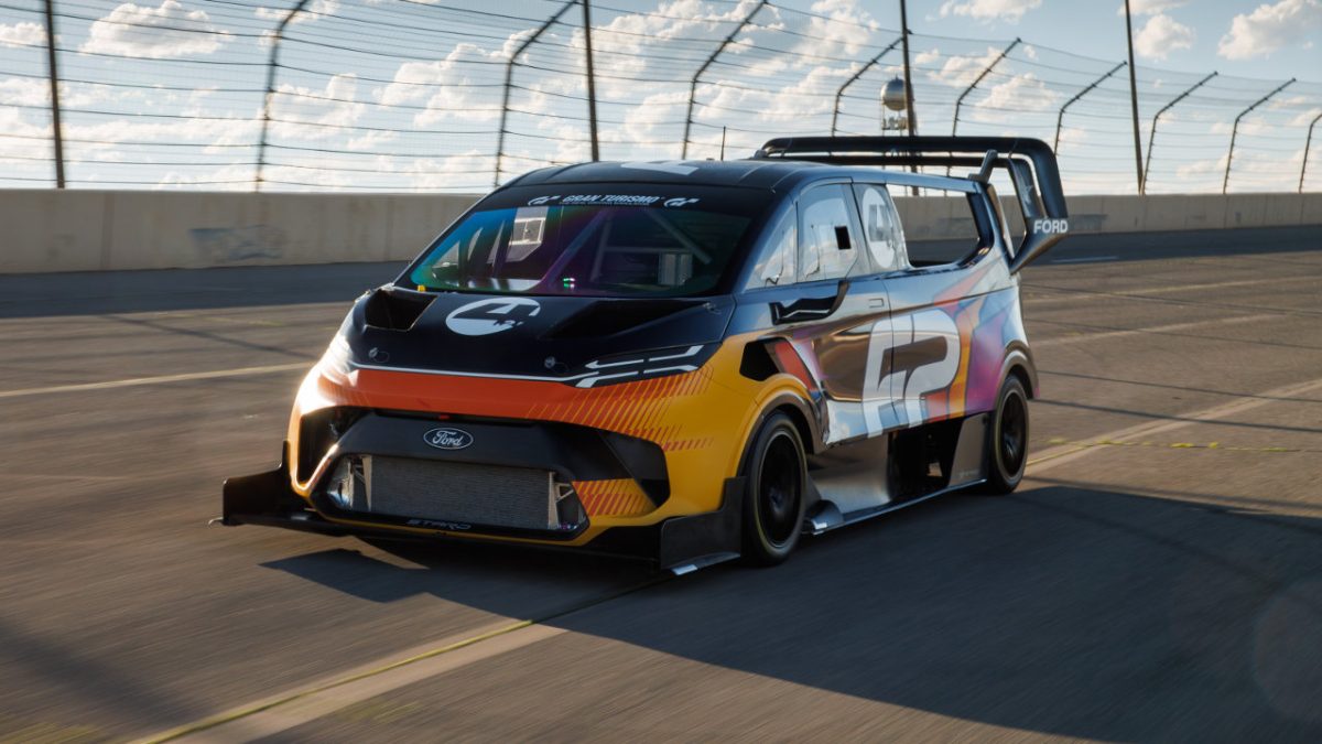 Ford SuperVan Pikes Peak 2023