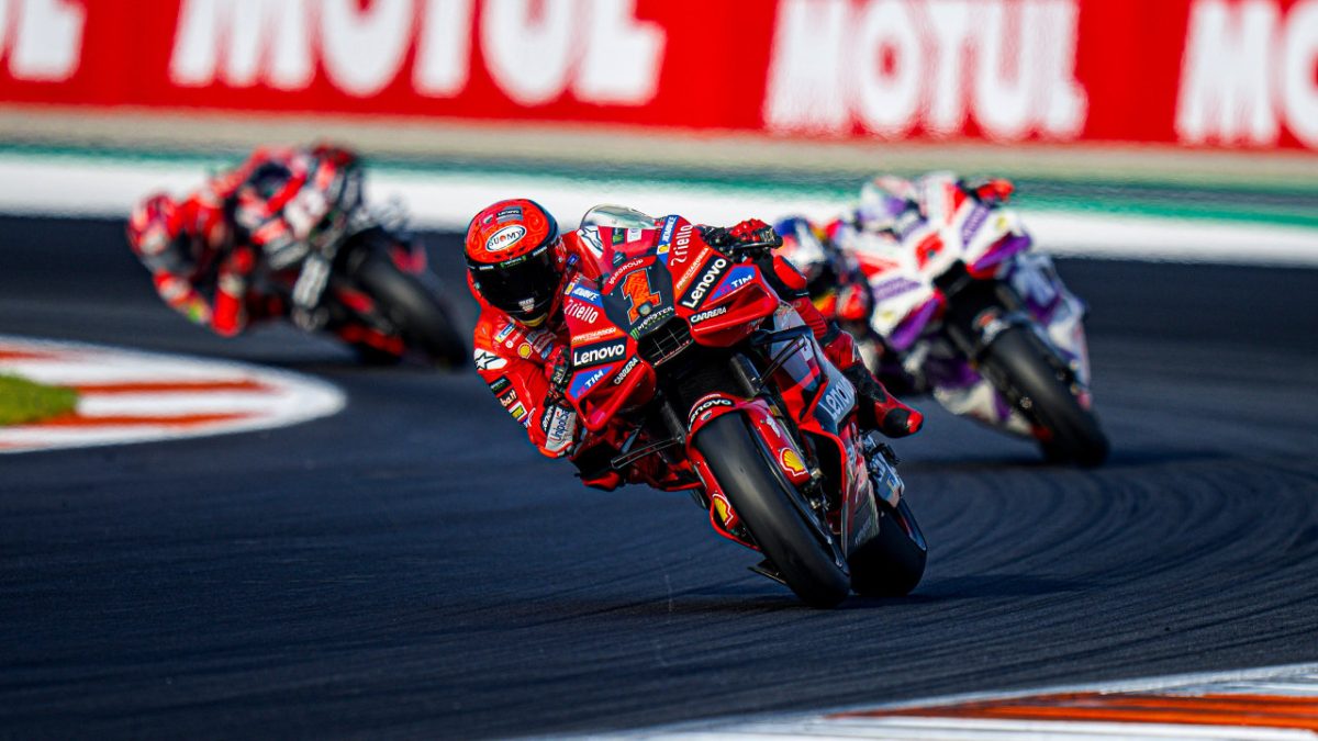 Francesco_Bagnaia_WorldChampions_photo3