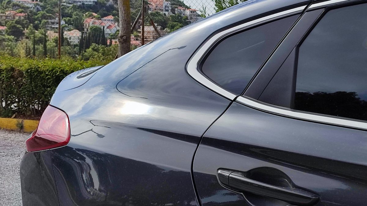 Hyundai-i30_fastback23