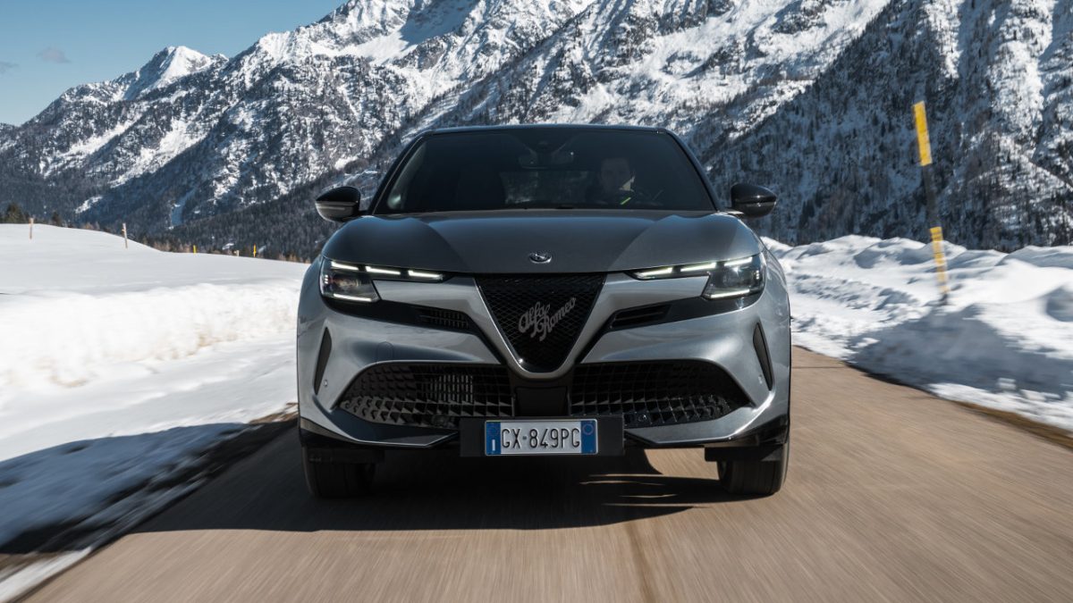 Alfa Romeo Junior Ibrida Q4