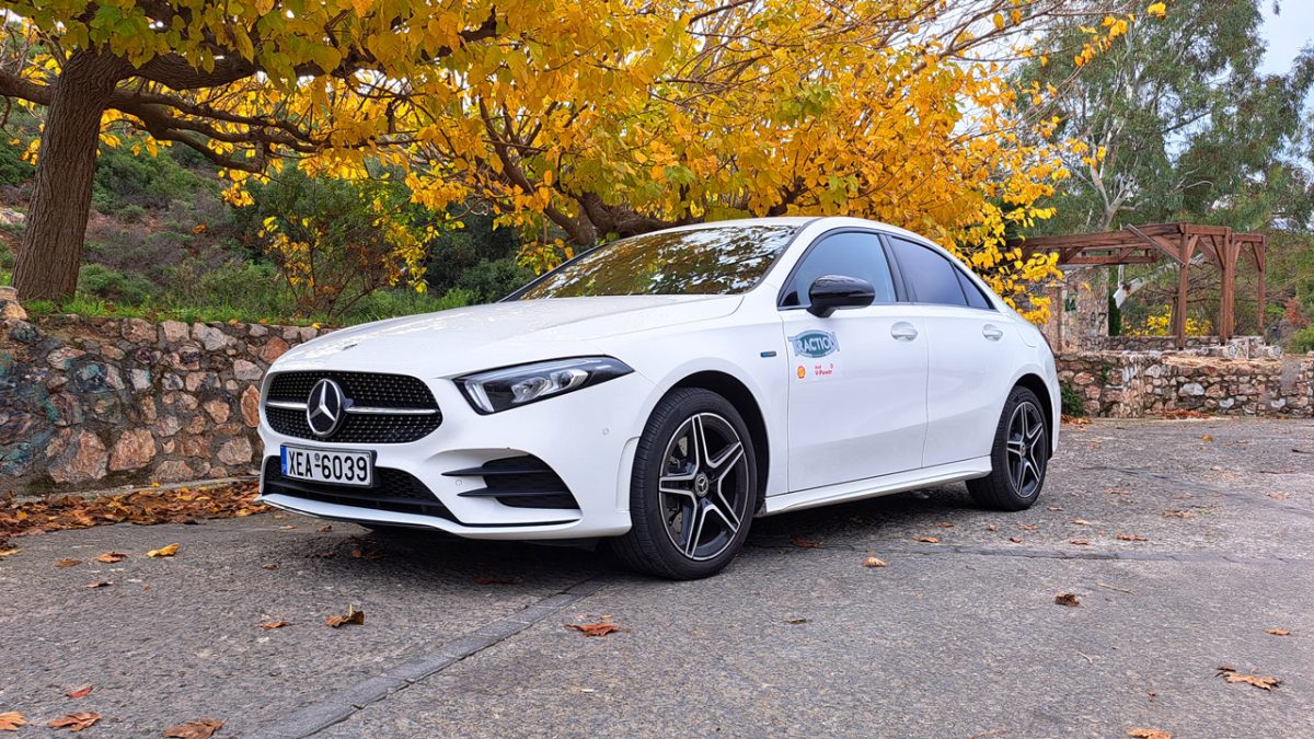 Mercedes-A-SEDAN