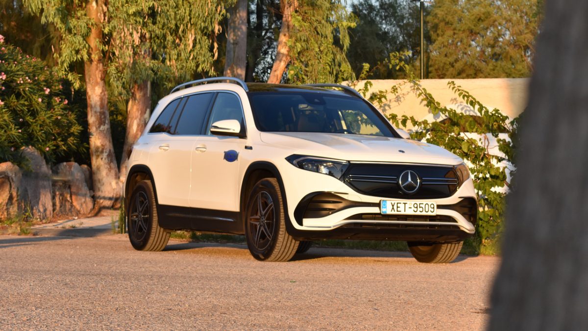 Δοκιμή Mercedes EQB 300