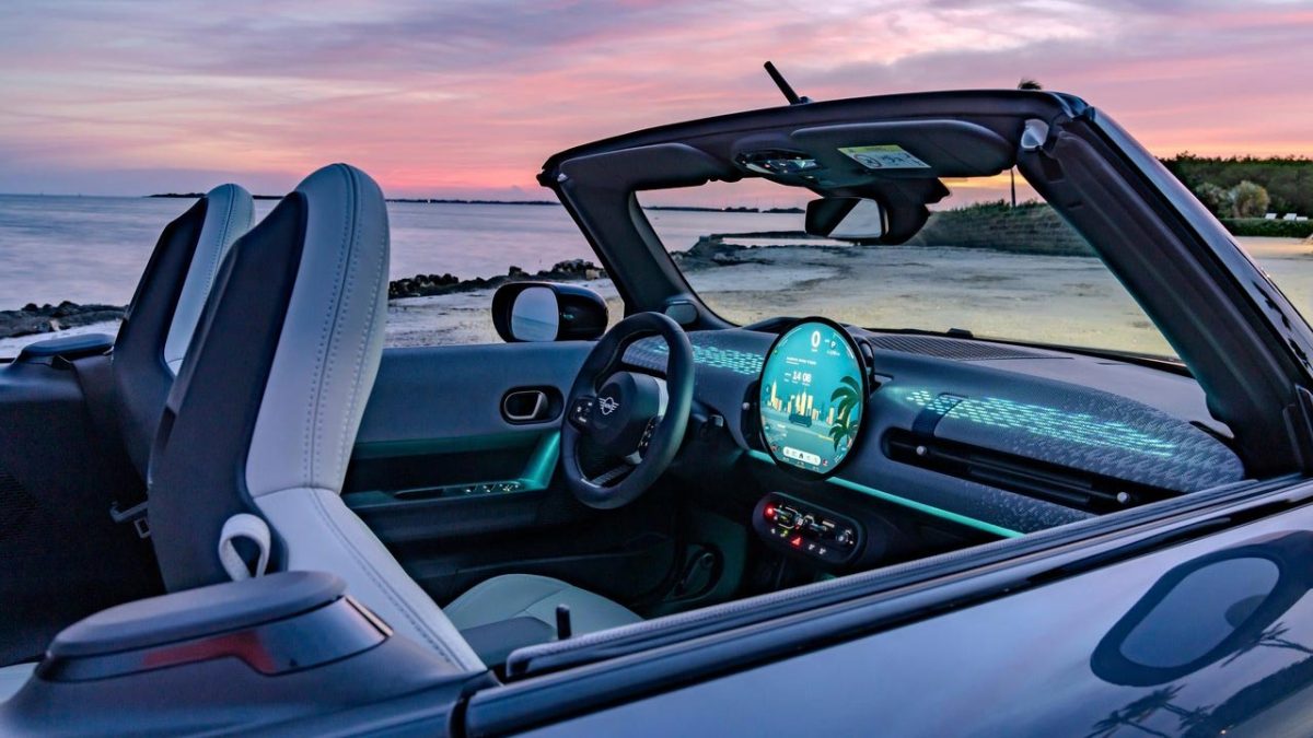 Mini-Cooper_S_Convertible20