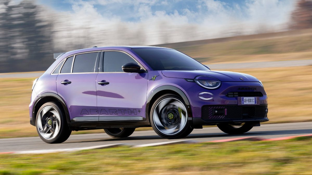 Νέο Abarth 600e φωτογραφίες νέες