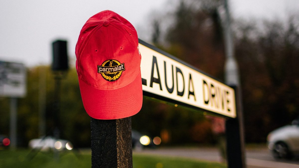 Lauda Drive, Brackley, Mercedes-AMG Petronas F1 Team, Niki Lauda, Toto Wolff 

Lauda Drive, Brackley, Mercedes-AMG Petronas F1 Team, Niki Lauda, Toto Wolff