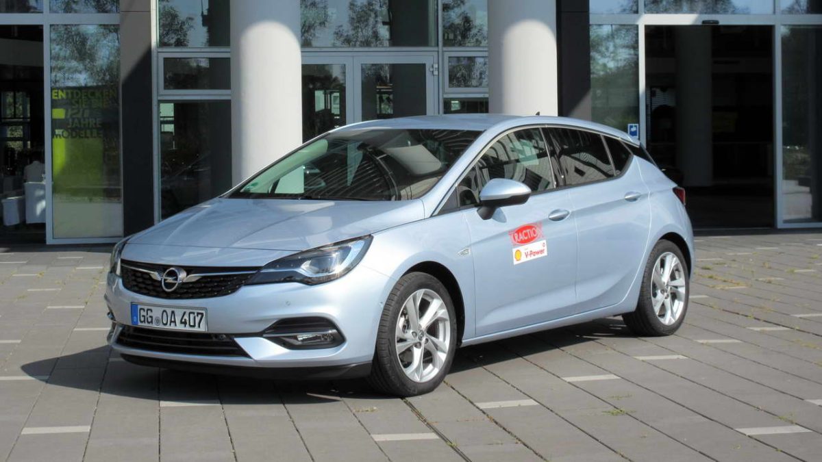 Opel_NewAstra28