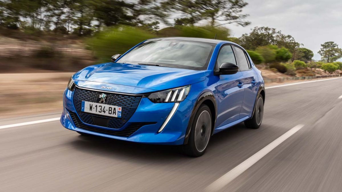 PEUGEOT_e208_T15