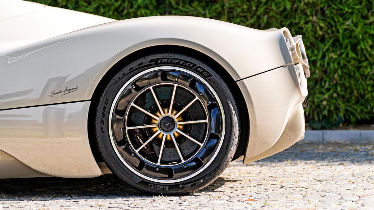 Pagani Utopia