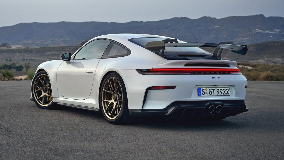 Porsche-911_GT3(2)