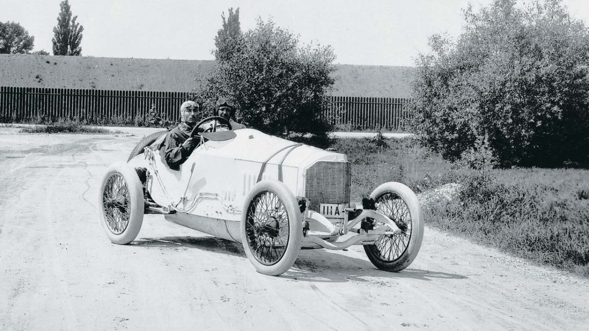 RaceRetro120_01