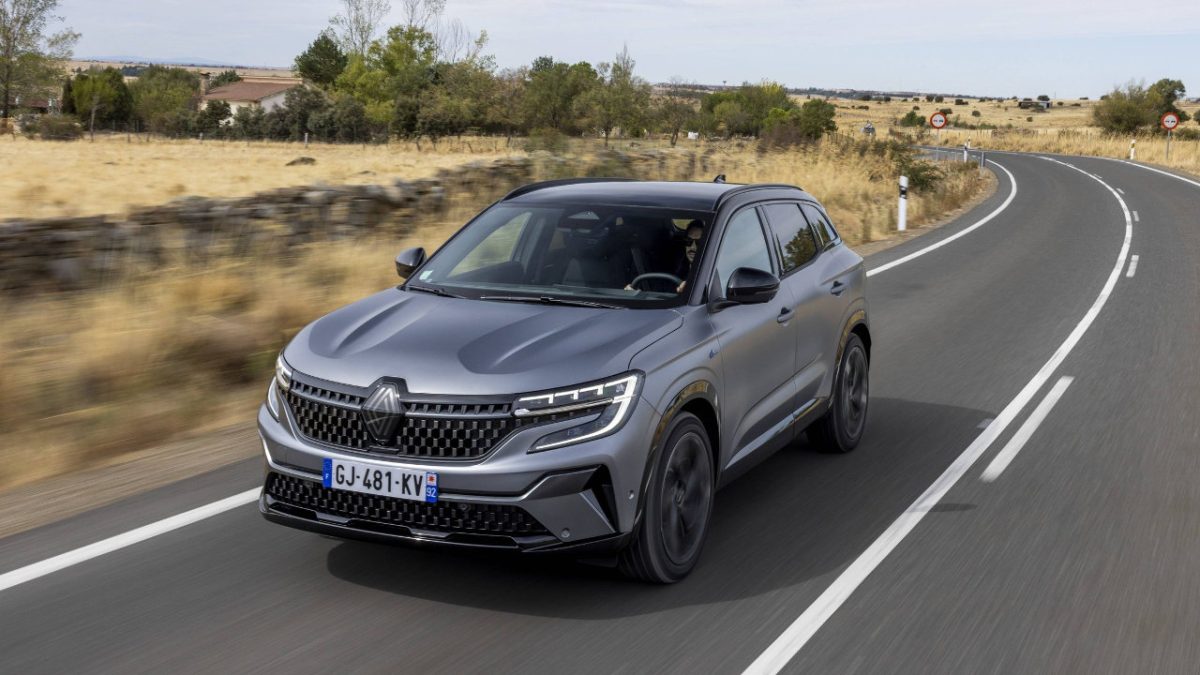 Νέο Renault Austral confirmation runs 2023