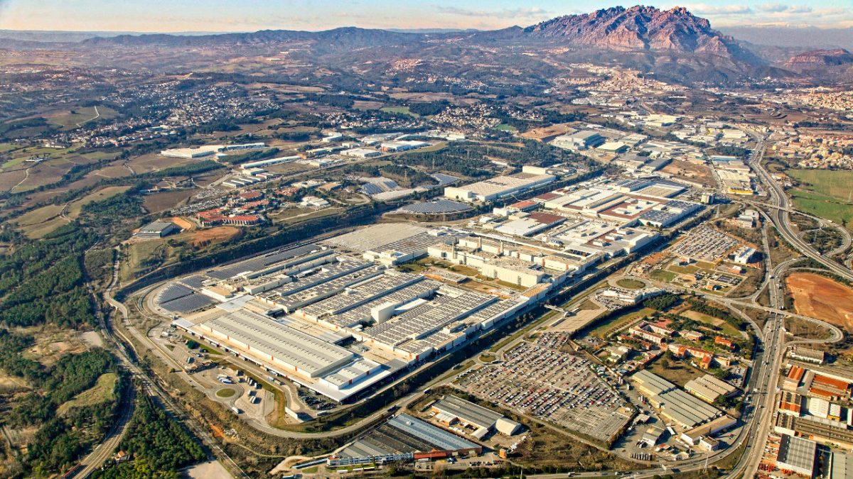 Seat εργοστάσιο επενδύσεις 2022