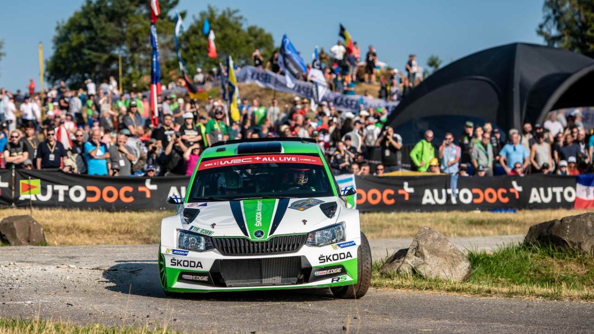 Skoda_FabiaR504