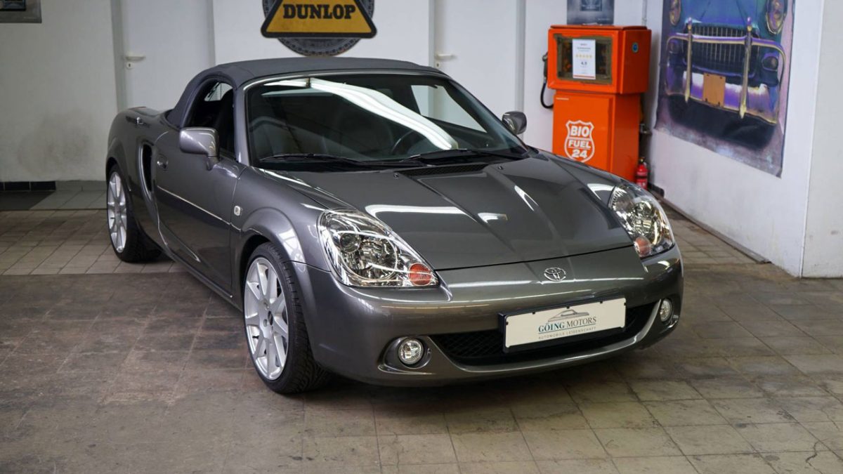 Toyota MR2