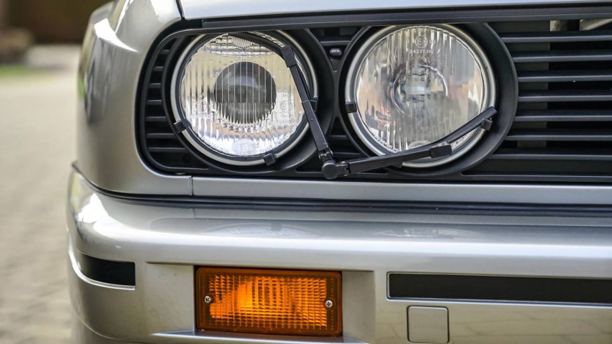 BMW M3 e30