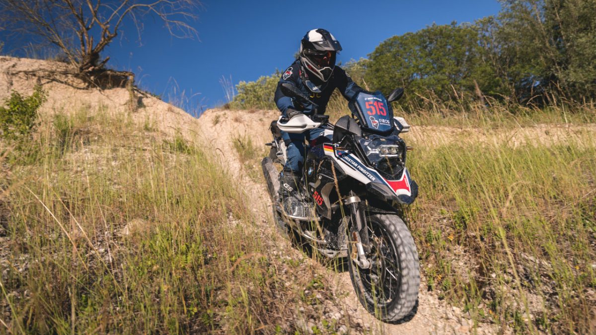 bmw-r-1250-gs-trophy-competition-03