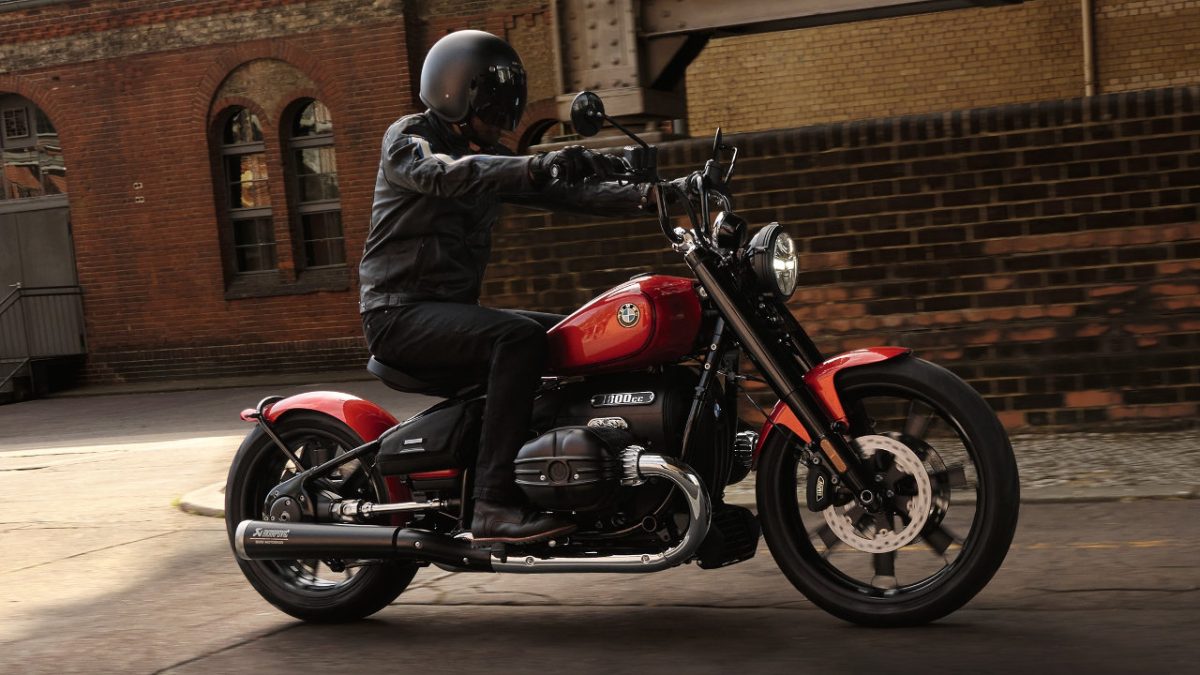 BMW R 18 με εξάτμιση Akrapovic 2022