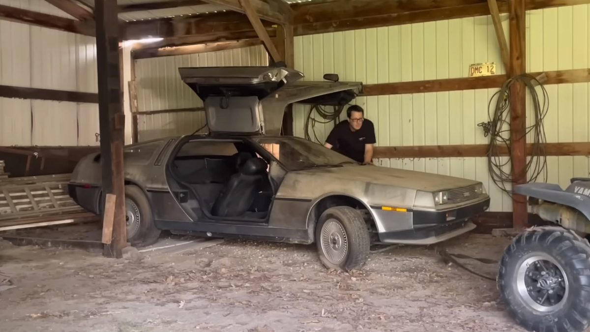DeLorean σπάνια ανακάλυψη με μόλις 1.000 μίλια