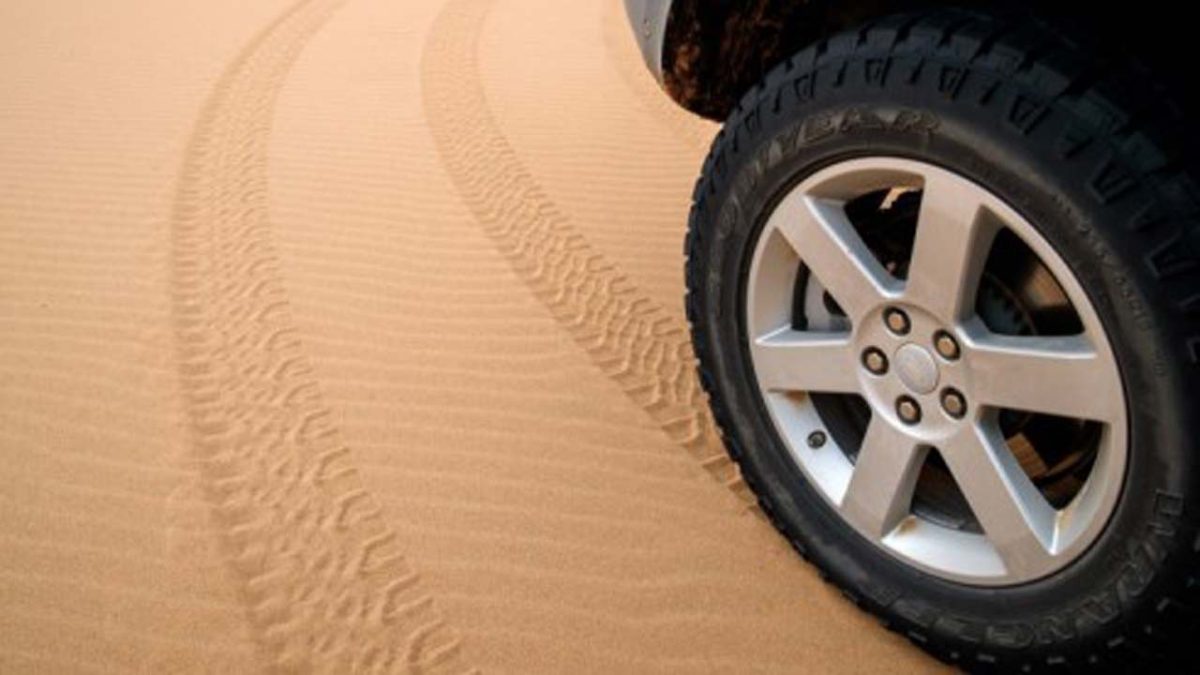 goodyear_landrover