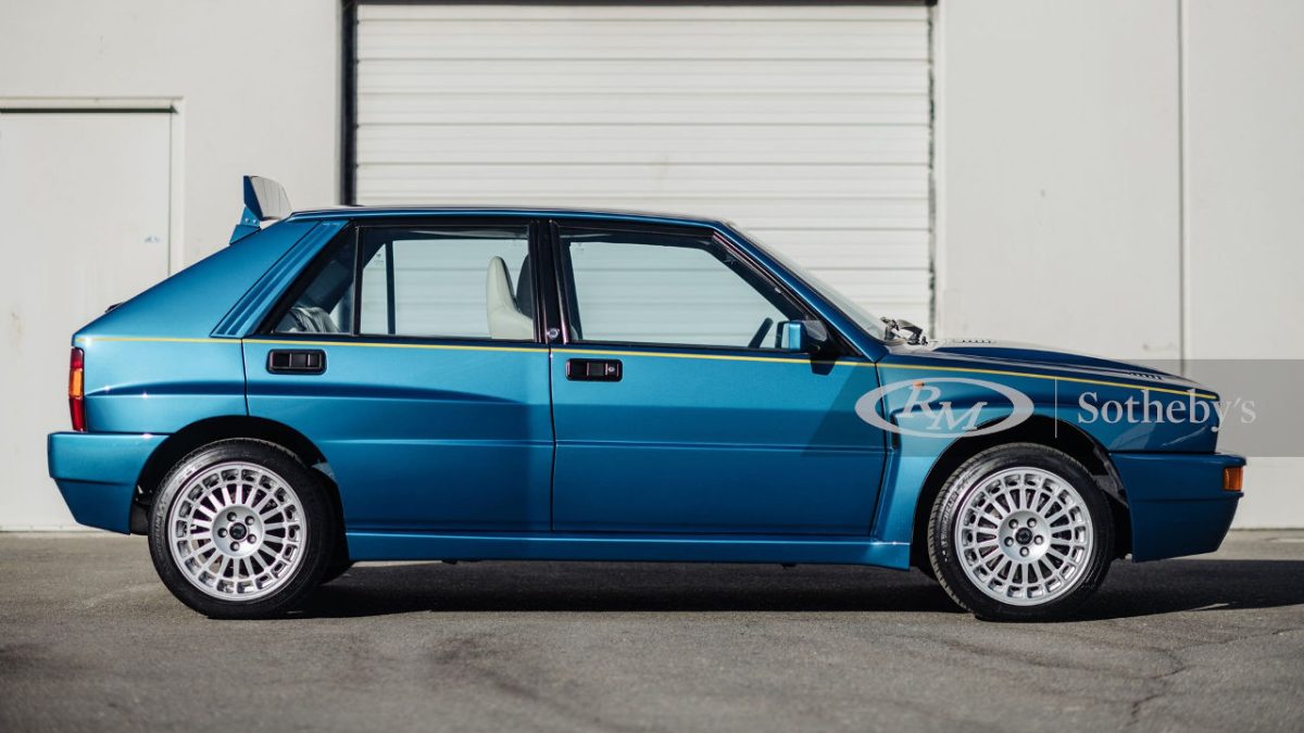 Lancia Delta HF Integrale Evoluzione II Blue Lagos