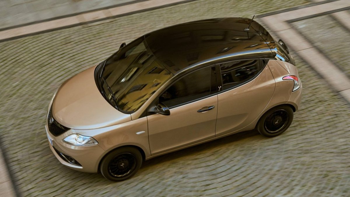 Lancia Ypsilon