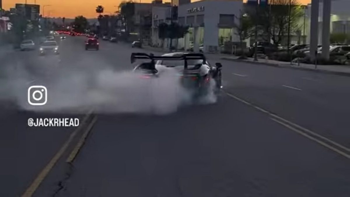 McLaren Senna