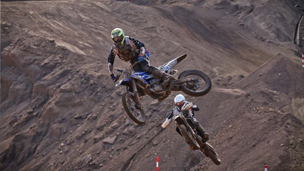 mikonos_moto2