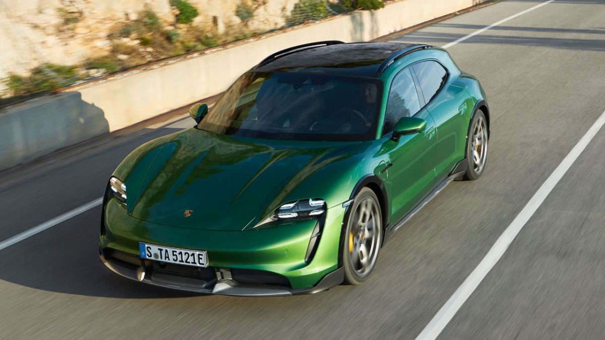 Porsche Taycan Cross Turismo 2021