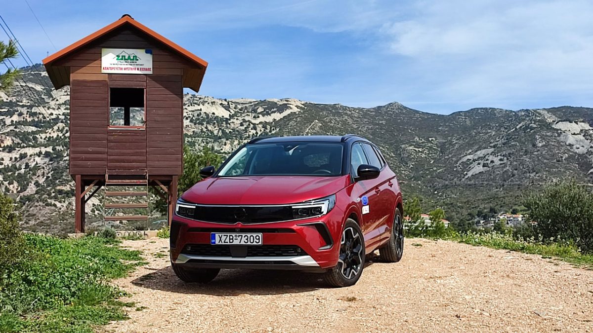 test_opel_grandland_phev3