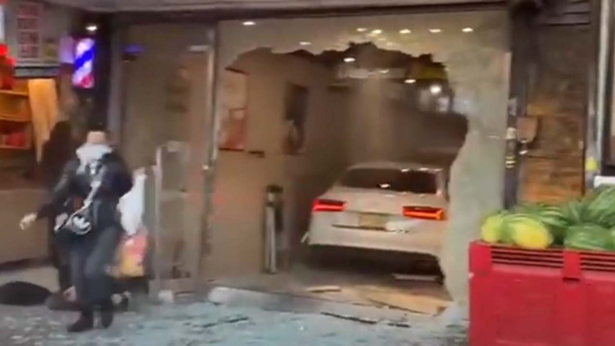 tsakomos_parking