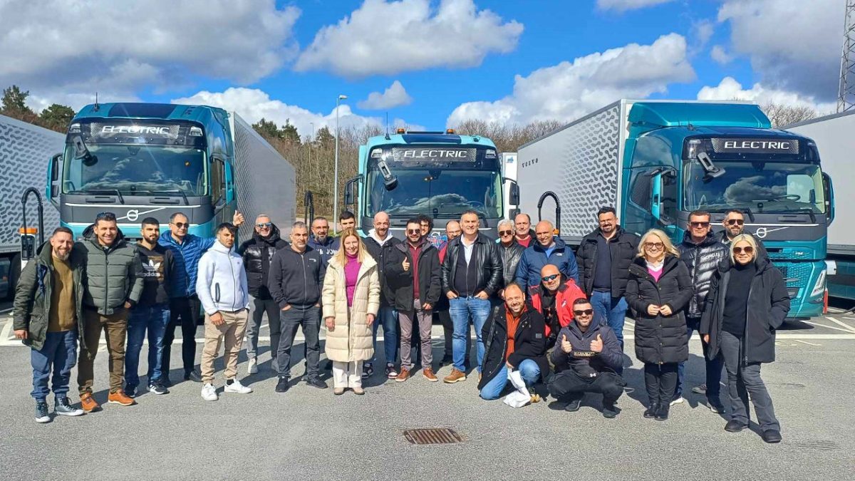 Volvo Trucks and Buses Ελλάδας στη Σουηδία